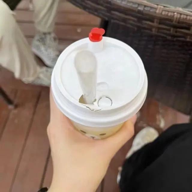为什么我看的这个网站上有一只小浣熊在骂人 为什么我看的这个网站上有一只小浣熊在骂人