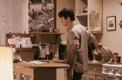 哥们你不想洗碗也不用这样吧