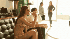 让你再恶搞我,哼哼 让你再恶搞我,哼哼