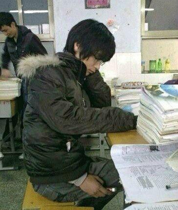 此哥必须膜拜 此哥必须膜拜