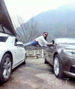 这就是传说的劈腿高手！