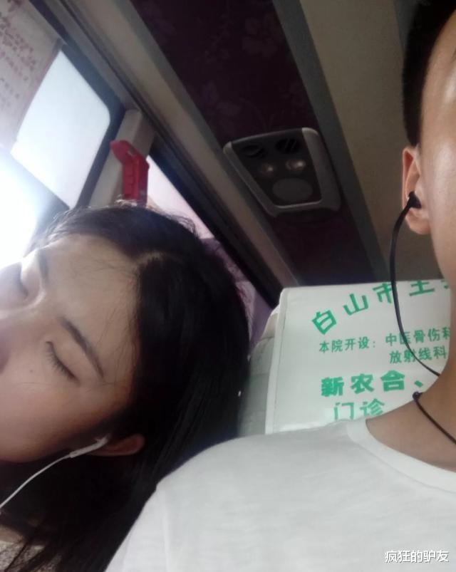 “老婆买的快递,咋感觉越来越奇怪了,这是啥玩意啊?”哈哈哈哈哈哈~ “老婆买的快递,咋感觉越来越奇怪了,这是啥玩意啊?”哈哈哈哈哈哈~