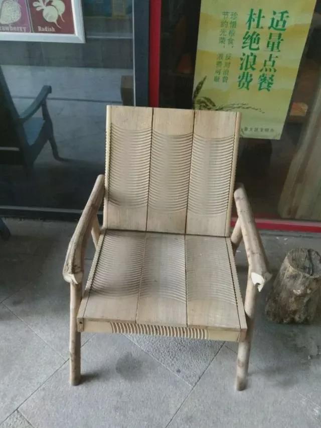 “为啥装宽带的师傅总会消失一会?”哈哈哈评论区太坏了... “为啥装宽带的师傅总会消失一会?”哈哈哈评论区太坏了...