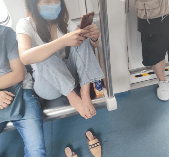 如果你可以复活历史人物,你最想把谁复活了?哈哈哈哈评论太逗了 如果你可以复活历史人物,你最想把谁复活了?哈哈哈哈评论太逗了