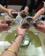 这是土豪之手... 这是土豪之手...