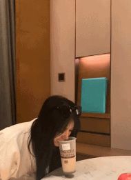 从老婆包里翻出来的,亲朋好友都劝我赶紧离婚,这个有什么用呢? 从老婆包里翻出来的,亲朋好友都劝我赶紧离婚,这个有什么用呢?