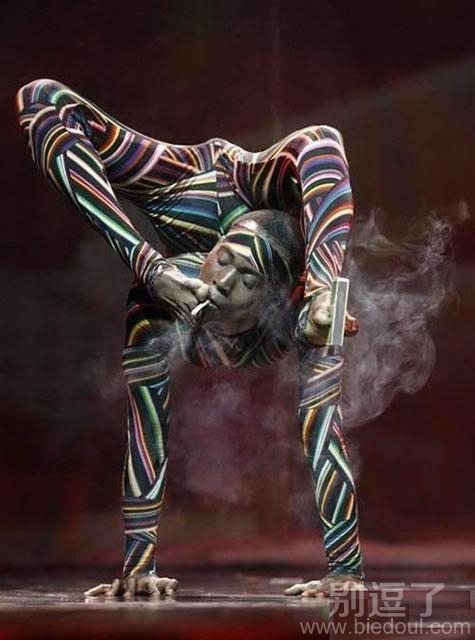 这就是艺术家的风采。 这就是艺术家的风采。