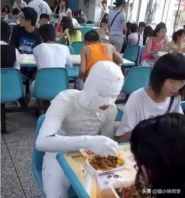 神回复:如果景甜做你一天女朋友,你会让她干什么?被神评笑抽了 神回复:如果景甜做你一天女朋友,你会让她干什么?被神评笑抽了