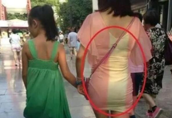 “两个月没见女朋友,总感觉哪里不对劲…”哈哈哈哈,糊涂点对三个人都好 “两个月没见女朋友,总感觉哪里不对劲…”哈哈哈哈,糊涂点对三个人都好