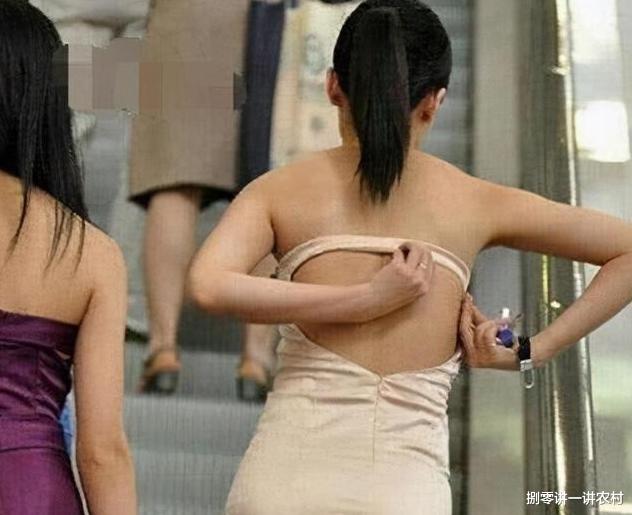 “吓得我赶紧从包里拿出两片药,吃完后心就安定了。”据说只有女人才懂 “吓得我赶紧从包里拿出两片药,吃完后心就安定了。”据说只有女人才懂
