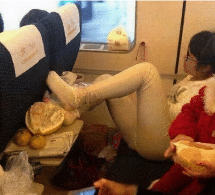 住宾馆体验和陌生小妹“拼房”,结果……哈哈哈哈这谁能想得到啊! 住宾馆体验和陌生小妹“拼房”,结果……哈哈哈哈这谁能想得到啊!