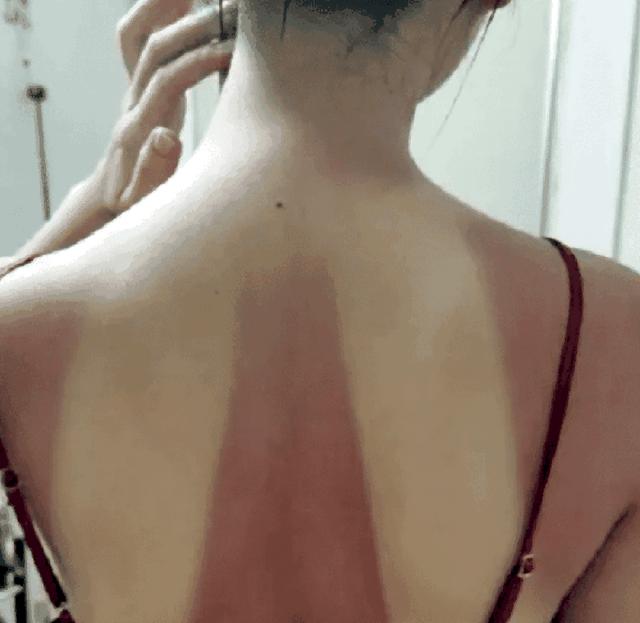 老婆说她去游泳了,这晒痕就是最好的证明,但我总感觉哪里不对劲 老婆说她去游泳了,这晒痕就是最好的证明,但我总感觉哪里不对劲