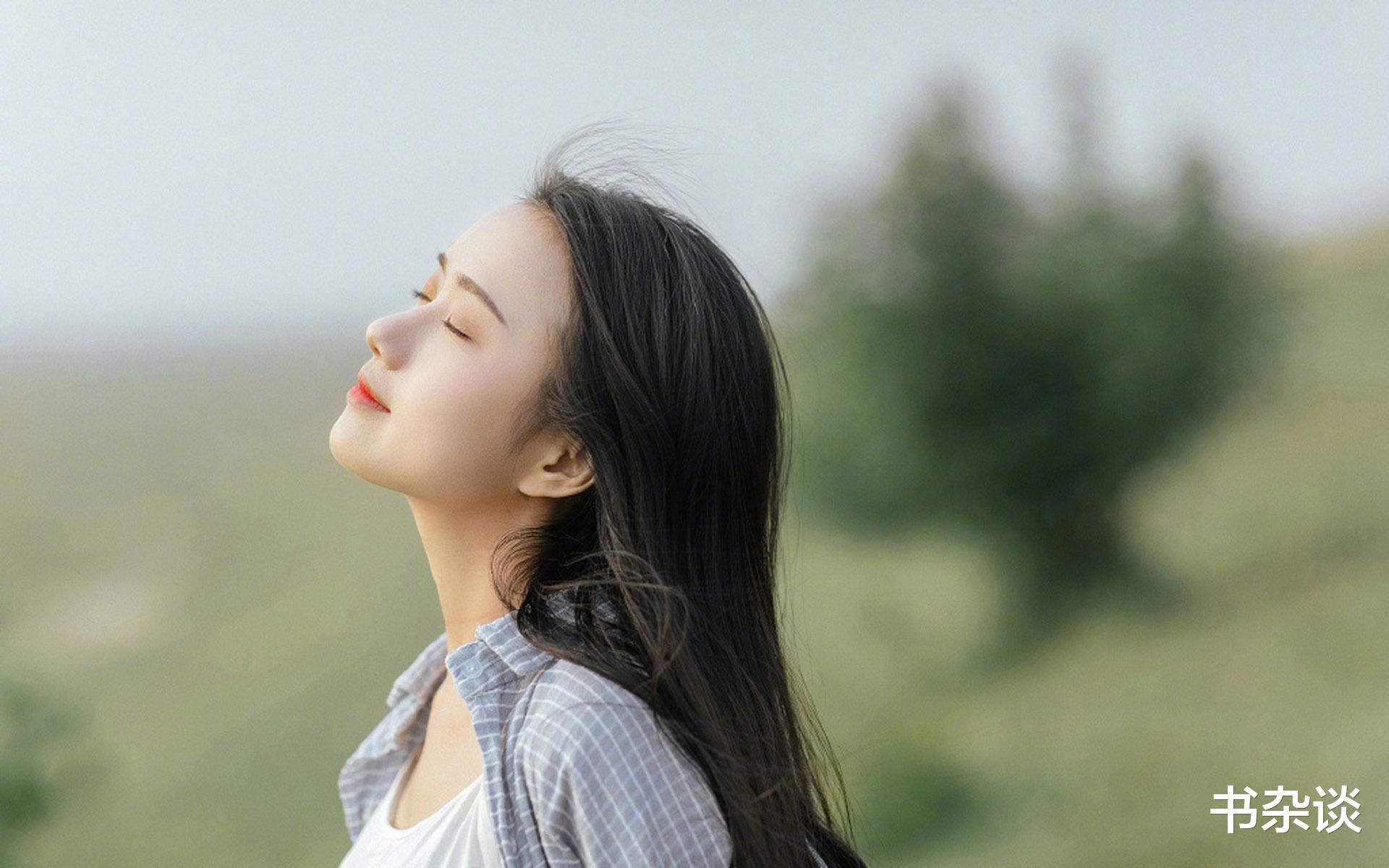 第一次去男友卧室,感觉有一股异味他说是香水,结婚才知道… 第一次去男友卧室,感觉有一股异味他说是香水,结婚才知道…