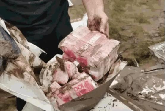 “老家洪水退了,自家地里捡到的能不上交吗?”要是我都不发出来 “老家洪水退了,自家地里捡到的能不上交吗?”要是我都不发出来
