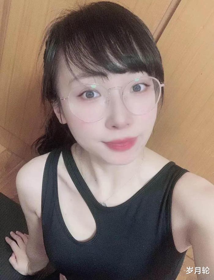 打扮成这样去健身房,能迷死私教小哥了吧?哈哈哈 打扮成这样去健身房,能迷死私教小哥了吧?哈哈哈