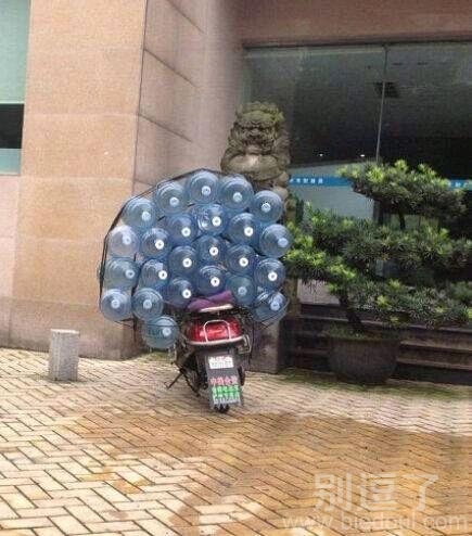 这尼玛怎么装的？