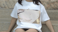 妹纸的衣服会放动漫 妹纸的衣服会放动漫