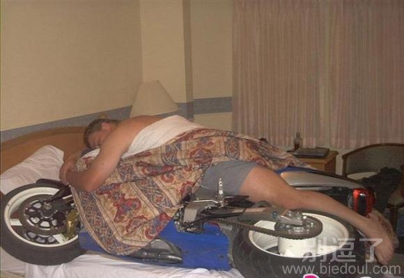 昨天刚买的宝贝新车,要做好防盗 昨天刚买的宝贝新车,要做好防盗