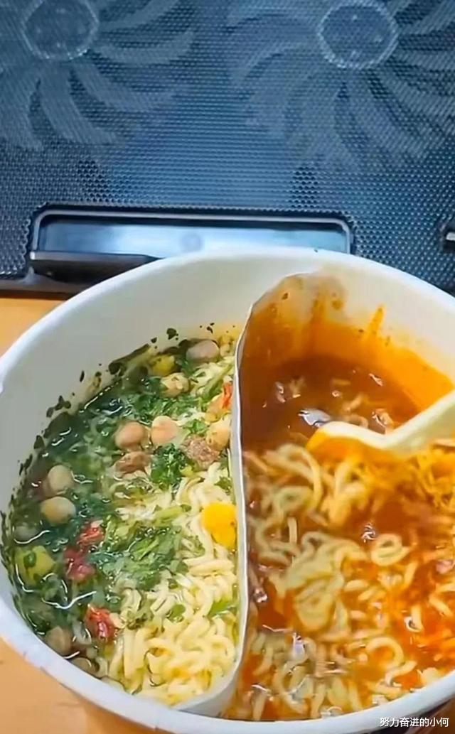 女同学来借会员,被误以为是藏头诗,该怎么圆过去 女同学来借会员,被误以为是藏头诗,该怎么圆过去