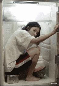 “无意发现我妈有个群, 群名尺度真的让我汗颜…老爸知道你就完了!”啊哈哈哈哈 “无意发现我妈有个群, 群名尺度真的让我汗颜…老爸知道你就完了!”啊哈哈哈哈