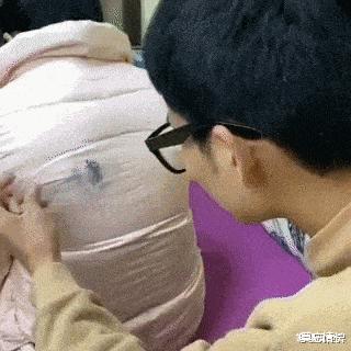 “无意发现我妈有个群, 群名尺度真的让我汗颜…老爸知道你就完了!”啊哈哈哈哈 “无意发现我妈有个群, 群名尺度真的让我汗颜…老爸知道你就完了!”啊哈哈哈哈