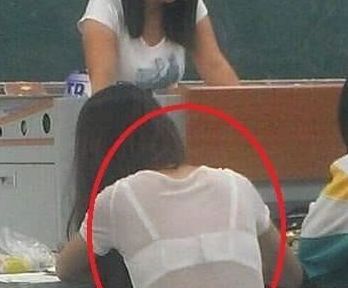 每日一笑:妹子,你才多大啊,你看你背后的纹身,公婆不被气死啊 每日一笑:妹子,你才多大啊,你看你背后的纹身,公婆不被气死啊