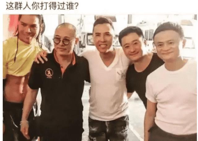 “生孩子如果不玩那将毫无意义,拔了个草莓味的火罐?”哈哈哈哈哈太可爱了 “生孩子如果不玩那将毫无意义,拔了个草莓味的火罐?”哈哈哈哈哈太可爱了