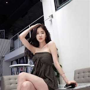 轻松一秒:万丈高楼平地起 ,辉煌只能靠自己 轻松一秒:万丈高楼平地起 ,辉煌只能靠自己