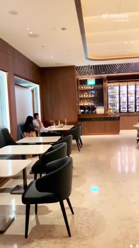 轻松一刻：今天，又是汪峰老师白忙活的一天