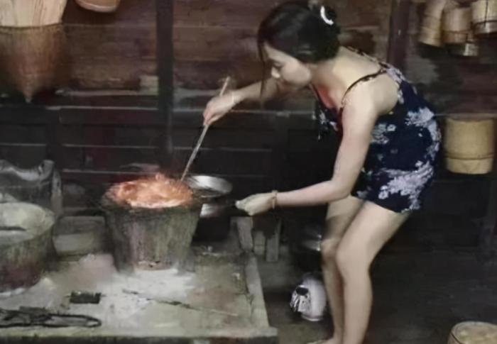 “这就是2万彩礼和20万彩礼的区别,没有对比就没有伤害呀!”哈哈哈哈~ “这就是2万彩礼和20万彩礼的区别,没有对比就没有伤害呀!”哈哈哈哈~