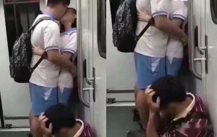 “大姐为了美观也是拼了,这么勒着不觉得闷吗?”哇哈哈哈哈哈~ “大姐为了美观也是拼了,这么勒着不觉得闷吗?”哇哈哈哈哈哈~