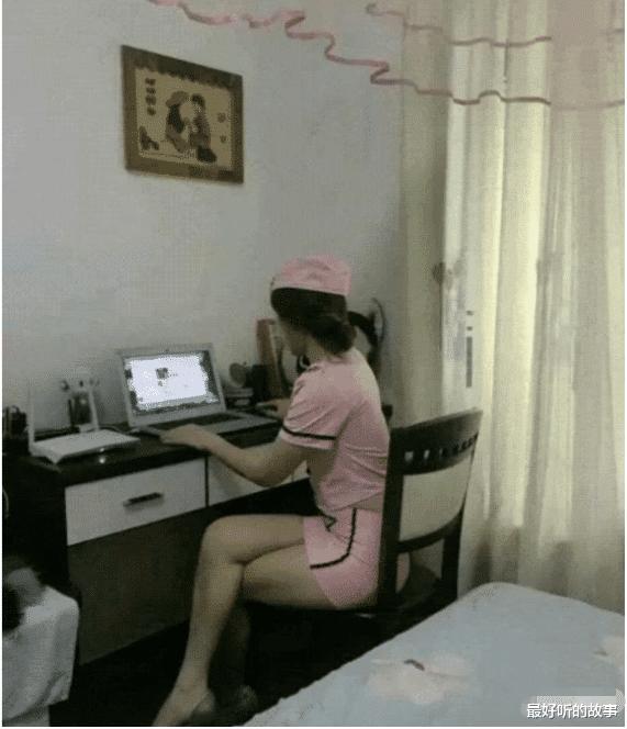 “陪女友去医院,医生从她体内取出来的...”女友说是鱼钩?哈哈哈哈~ “陪女友去医院,医生从她体内取出来的...”女友说是鱼钩?哈哈哈哈~
