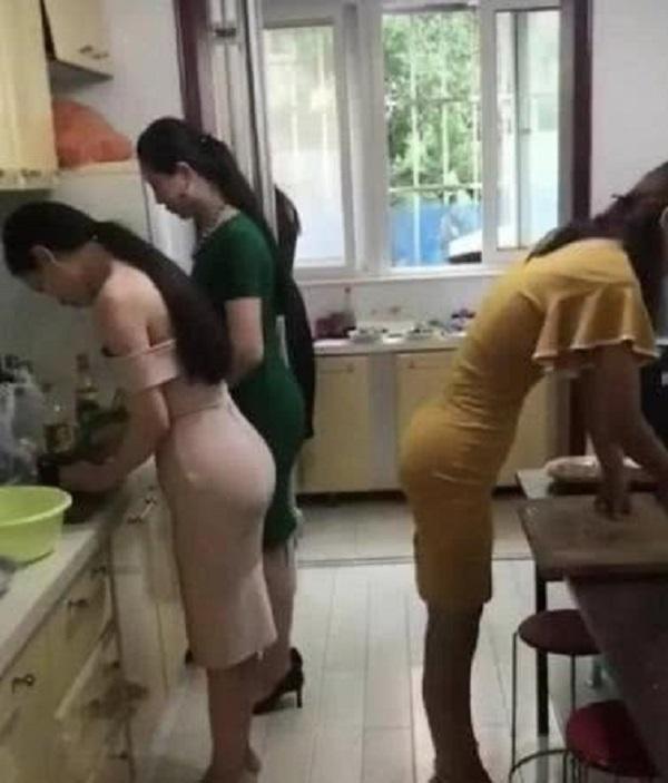“把‘我没穿BRA’发到公司群以后……”哇哈哈哈,尴尬到裂开! “把‘我没穿BRA’发到公司群以后……”哇哈哈哈,尴尬到裂开!