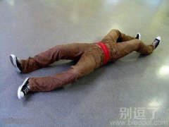 大哥，你的头呢？
