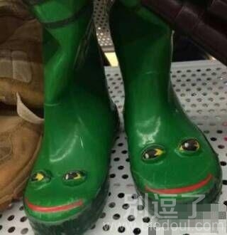 糟糕了雨鞋成精了 糟糕了雨鞋成精了