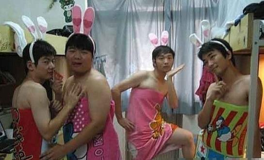 要毕业的男生寝室 要毕业的男生寝室