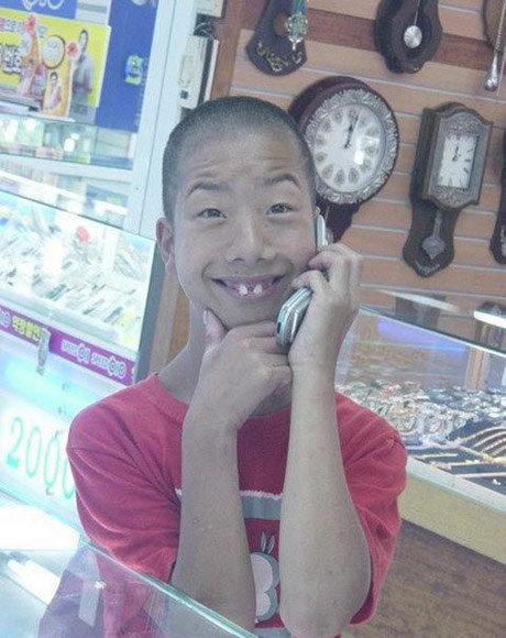 超级夸张变态的表情秀,爆笑了。