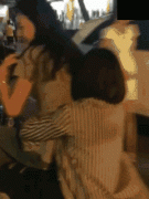 妹子，风挺大的哈