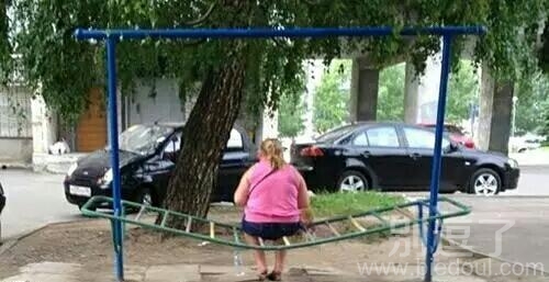 姑娘考虑一下孩子的感受