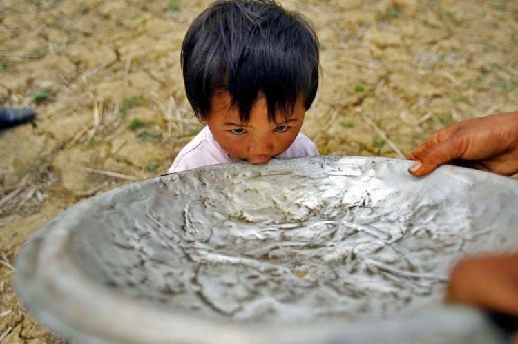 旱灾下的儿童们--想说我的未来都是梦 旱灾下的儿童们--想说我的未来都是梦