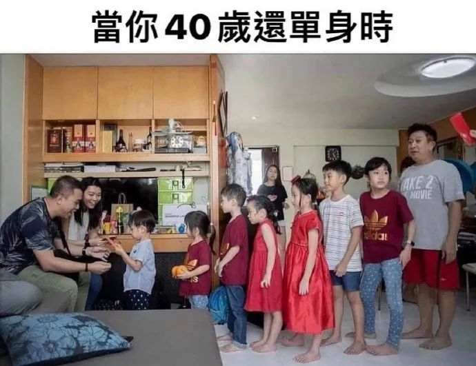 “穿超短裙不喜欢穿安全裤,总是走光怎么办?”网友评论绝了! “穿超短裙不喜欢穿安全裤,总是走光怎么办?”网友评论绝了!