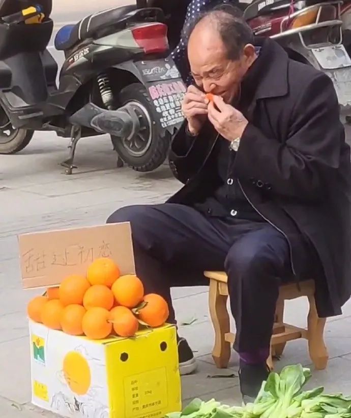 “穿超短裙不喜欢穿安全裤,总是走光怎么办?”网友评论绝了! “穿超短裙不喜欢穿安全裤,总是走光怎么办?”网友评论绝了!