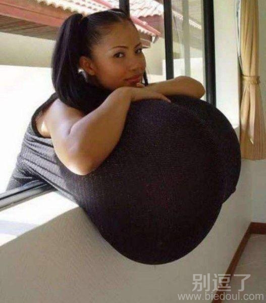 看起来真恐怖的大胸 看起来真恐怖的大胸