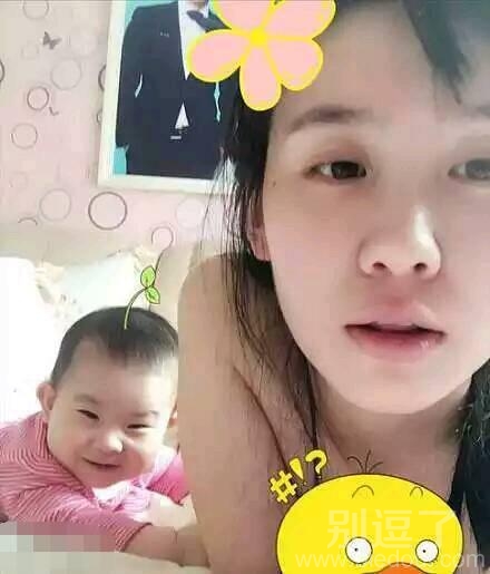 小样你在那美啥呢