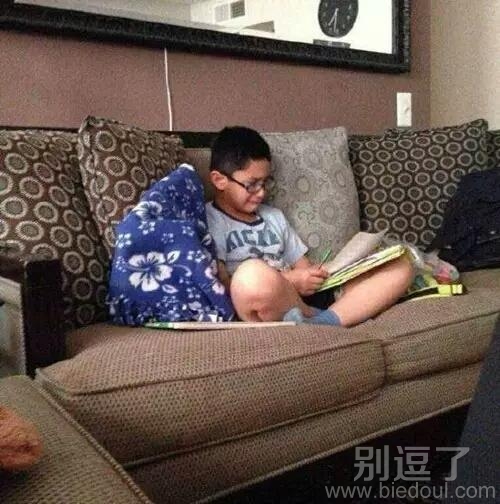 开学前补作业的你