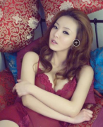 成熟美女，性感内涵