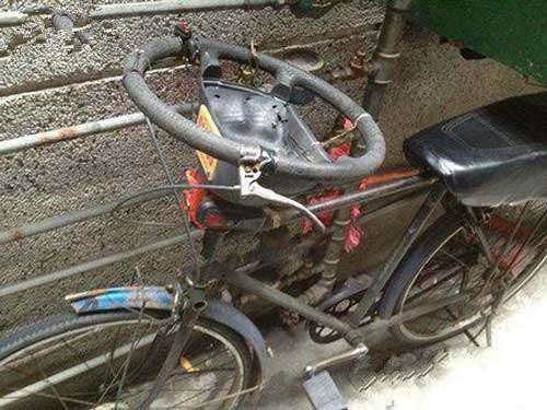 谁说我连个方向盘也买不起 谁说我连个方向盘也买不起