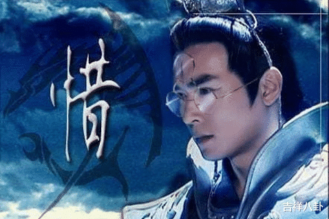 “刚从地里挖出来的,有人知道这个是什么吗?”评论区认真的吗哈哈哈哈 “刚从地里挖出来的,有人知道这个是什么吗?”评论区认真的吗哈哈哈哈