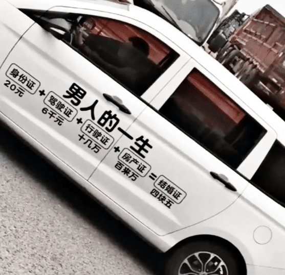 “女朋友趁着我喝醉,和我兄弟当面把我给绿了…”哈哈哈哈哈人艰不拆 “女朋友趁着我喝醉,和我兄弟当面把我给绿了…”哈哈哈哈哈人艰不拆