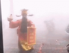 来来来，迎财神了